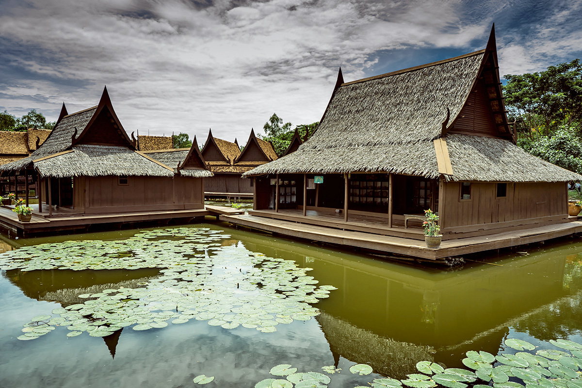 THAI ARCHITECTURE – DESIGNED BY CLIMATE AND CULTURE