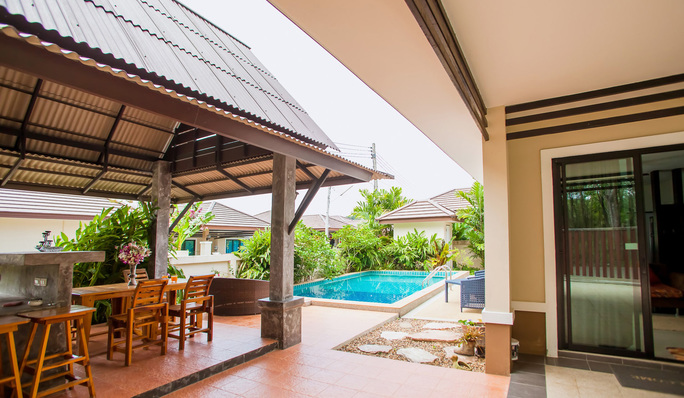 Thip Villa with private pool